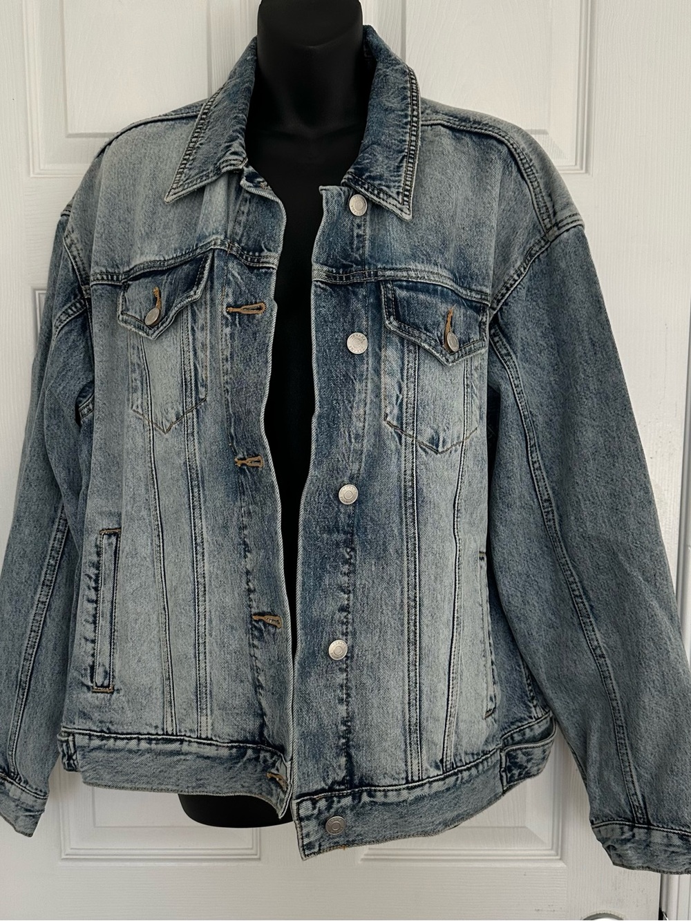 Zenana Outfitters Light Washed Blue Denim Jacket